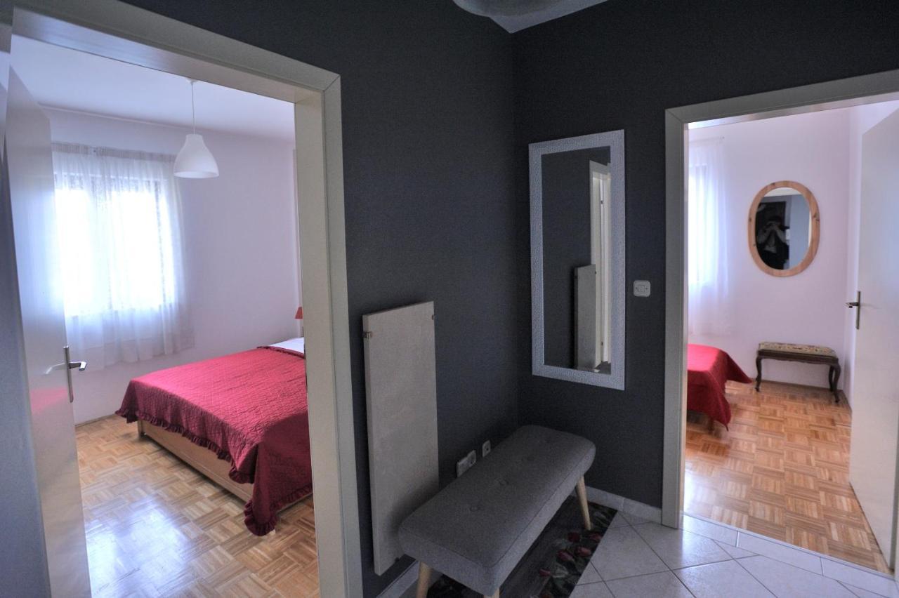 Apartment Vinja Porec - Privat Garden - Whirlpool Poreč Exterior foto