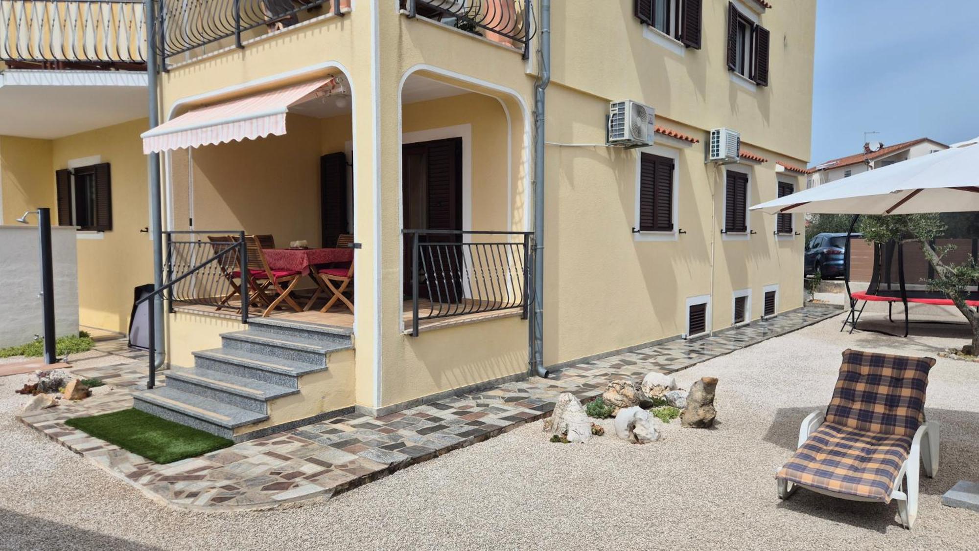 Apartment Vinja Porec - Privat Garden - Whirlpool Poreč Exterior foto